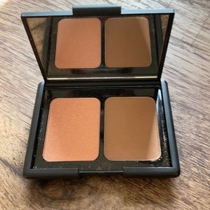 Elf contour pallet